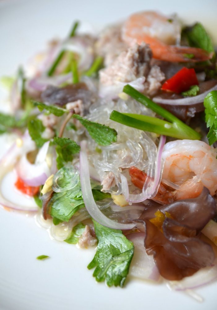 Glasnudelsalat mit Garnelen